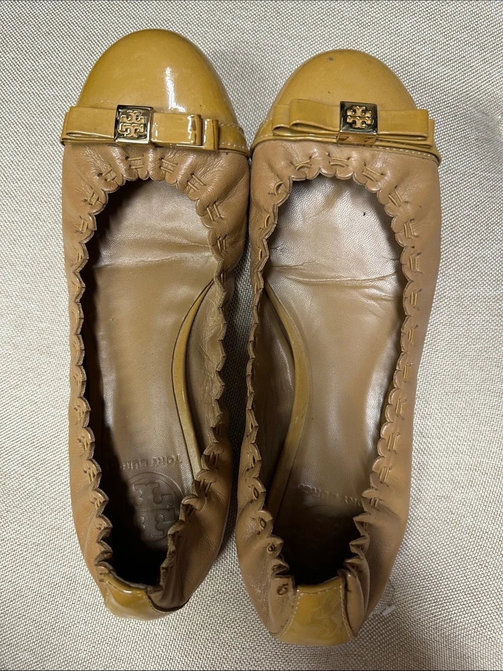 Tory Burch Ballet Flats with Logo Bow Size 7
